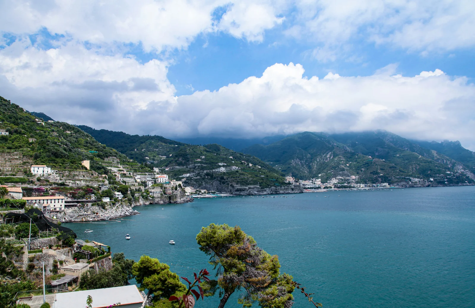 Sentiero degli Dei con vista su Positano e la Costiera Amalfitana